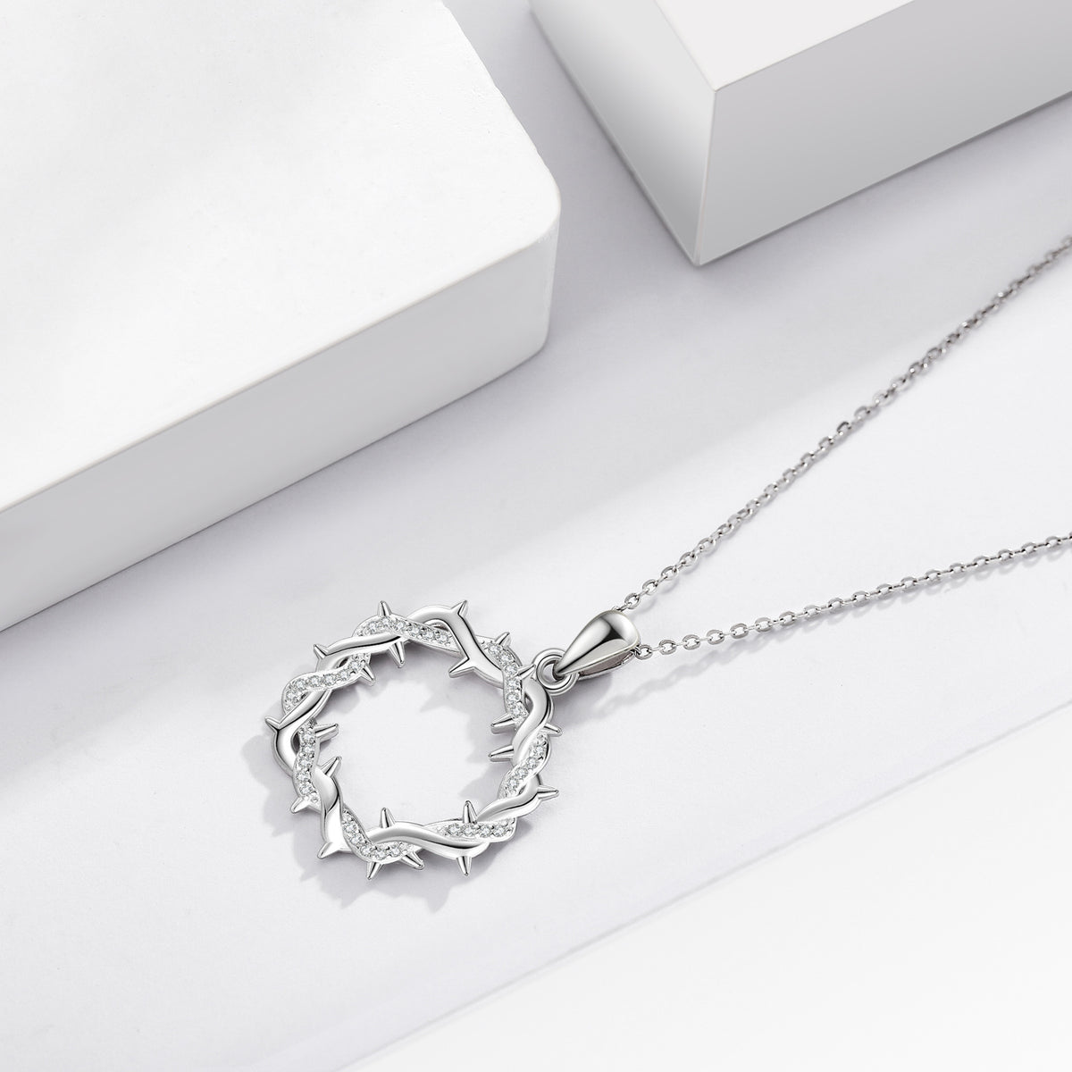 THE ICED THORN PENDANT