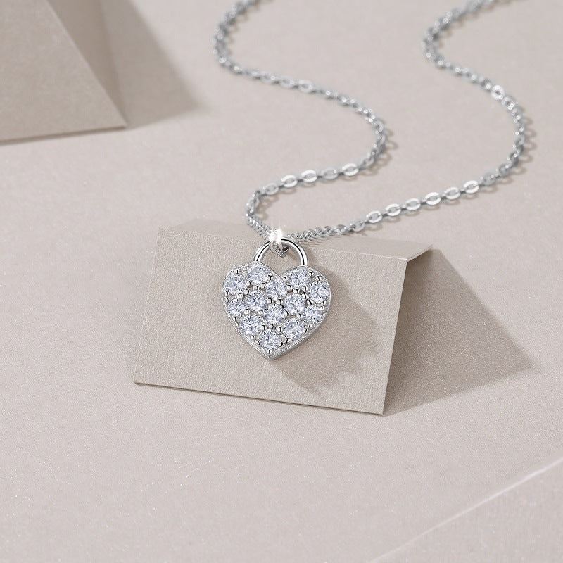 THE HEART PENDANT