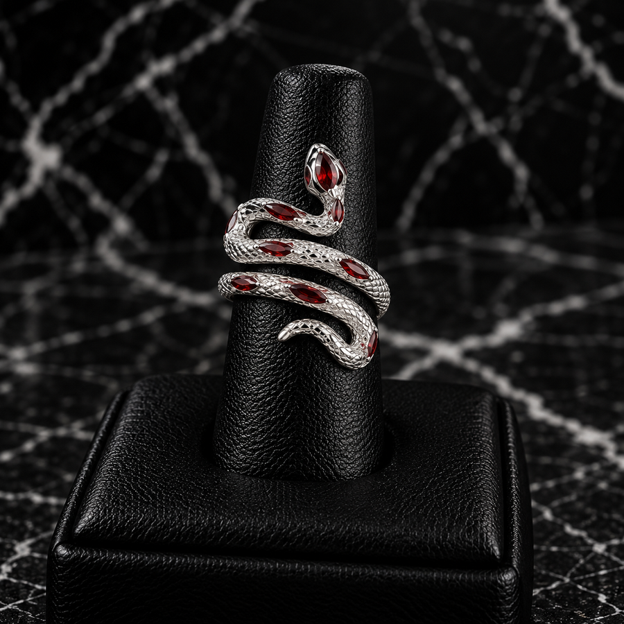 ONYX SERPENT RING