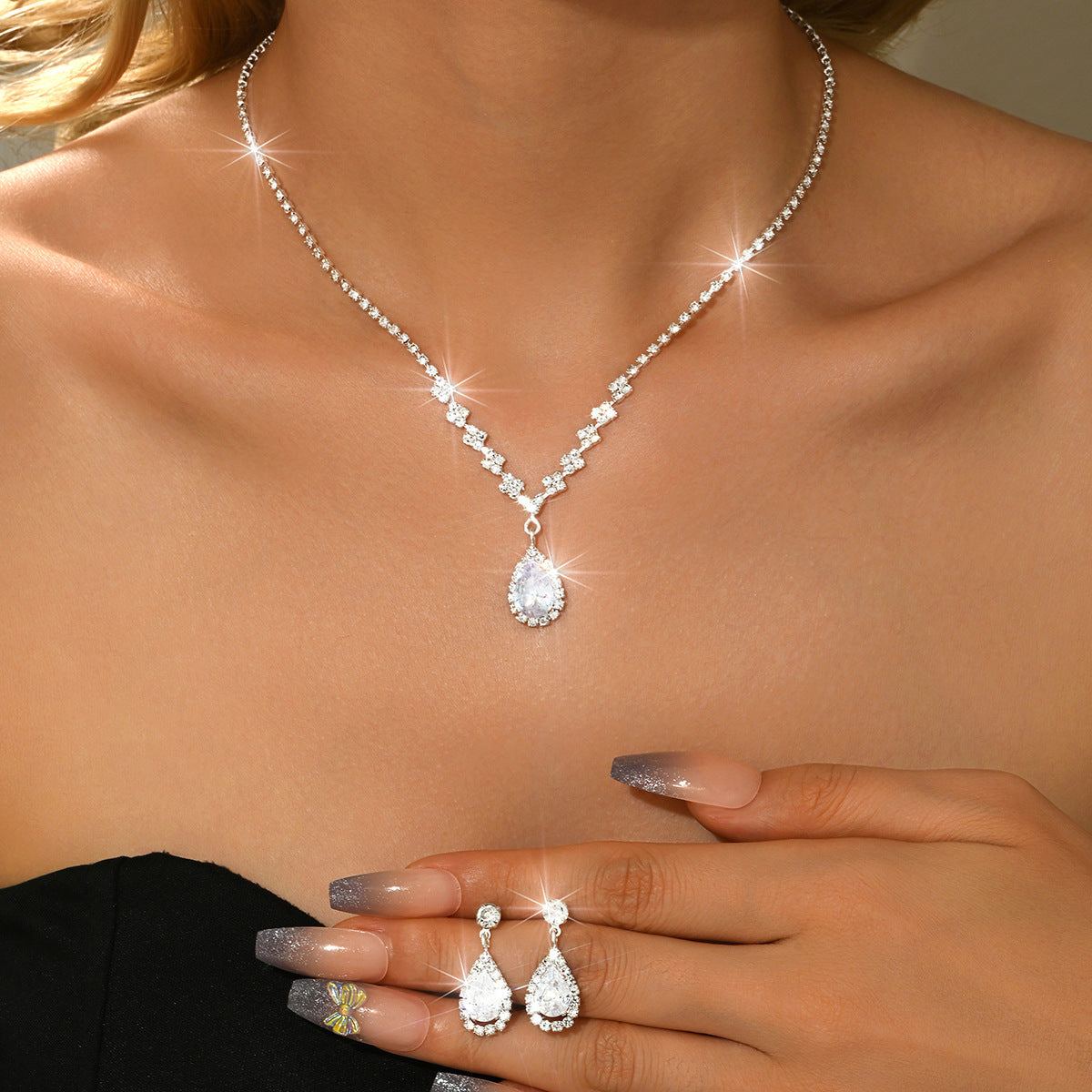 THE SIGNATURE DROP SET