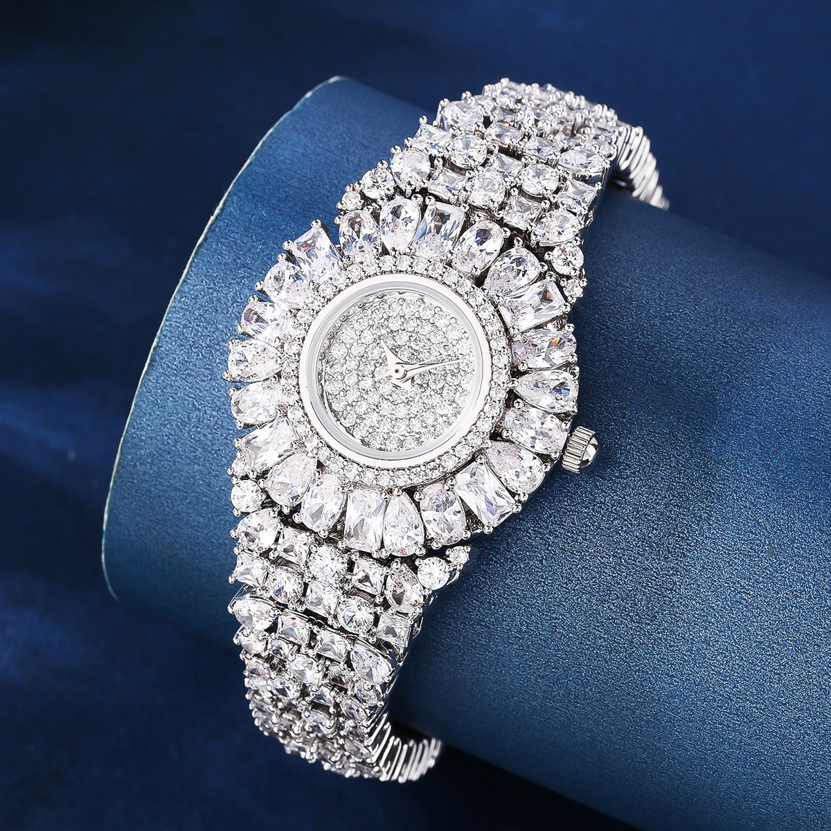 THE HALO WATCH
